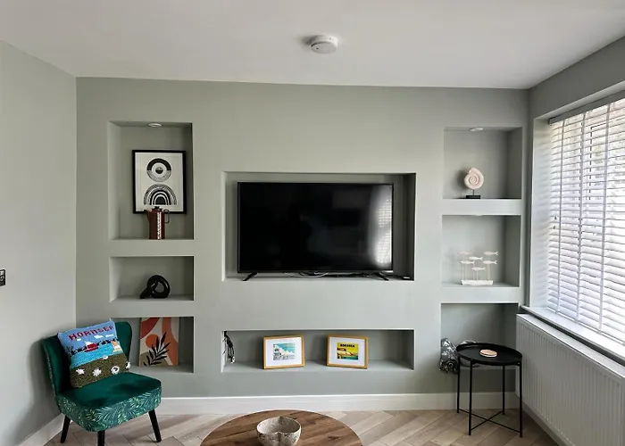 Saffron Cottage - Modern, Central, Seaside, 1Bed